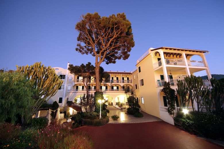 Hotel Hermitage & Park Terme - mese di Luglio - Hotel Hermitage - Struttura